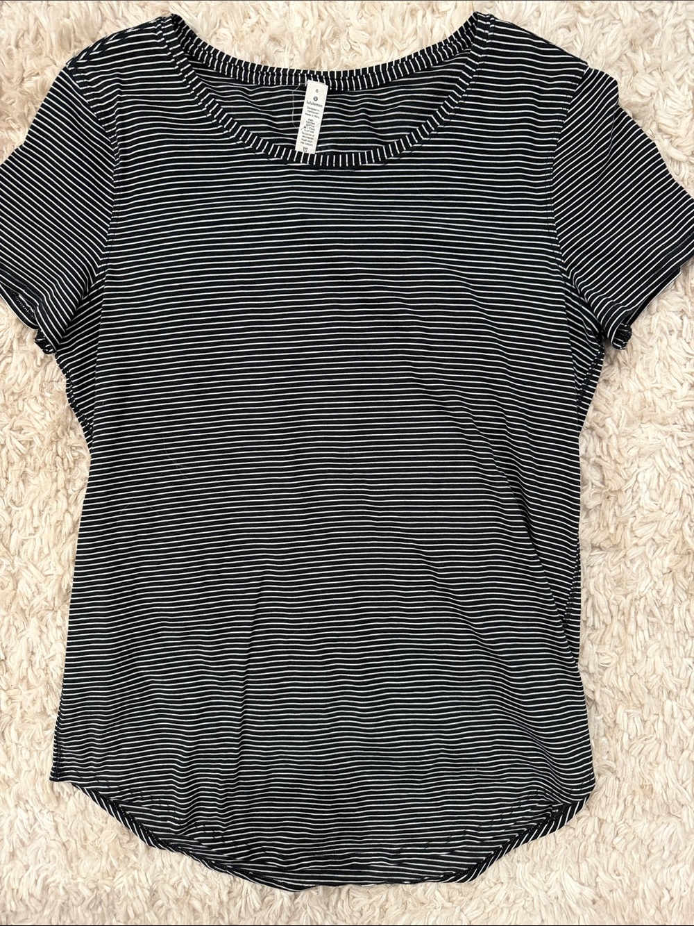 Lululemon Love Crew III Black White Stripe Tee Size 6